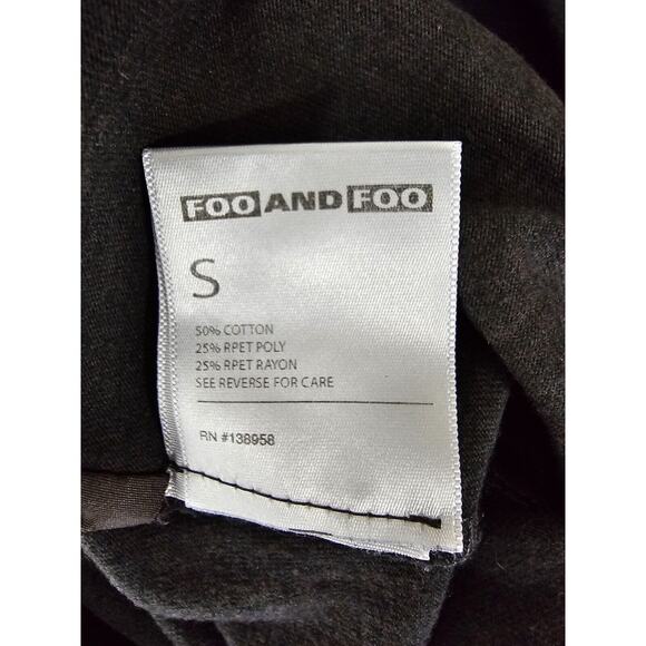 NWOT Foo And Foo Black Short Sleeve Tee With Foo And Foo Logo Graphic Small - Picture 4 of 7